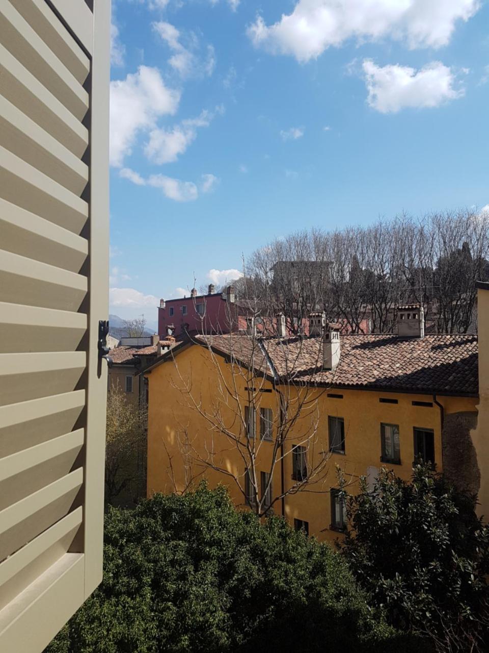 Casa Vacanze Piazza Vecchia Bergamo Exterior photo